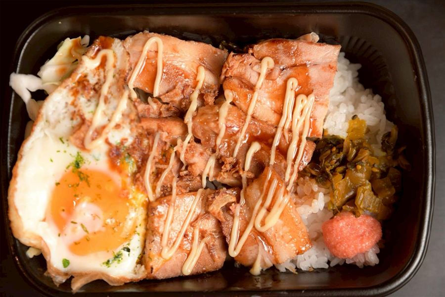 ホロホロ焼豚丼